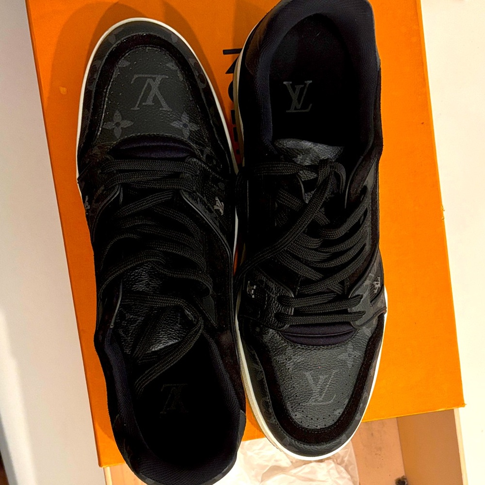 Louis Vuitton Black and White Men's Sneakers